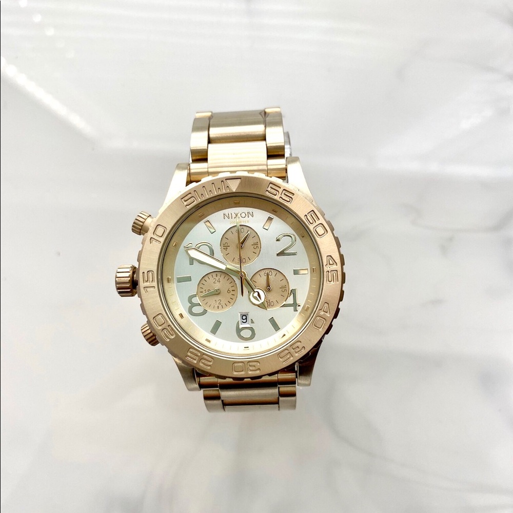 Nixon 42-20 Chrono Gold Watch A037-502